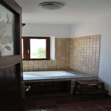 Sleeps 5 Wifi Órzola