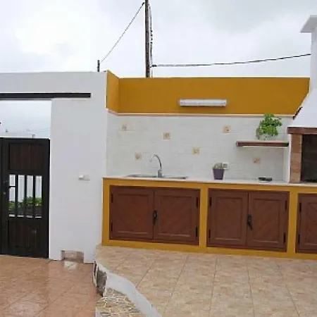 Sleeps 5 Wifi * Órzola